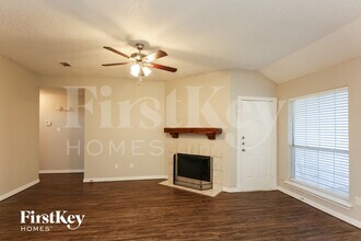 805 Shadybrook Ln in Seagoville, TX - Building Photo - Building Photo