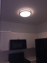 1658 SE 28th Ct in Homestead, FL - Building Photo - Building Photo