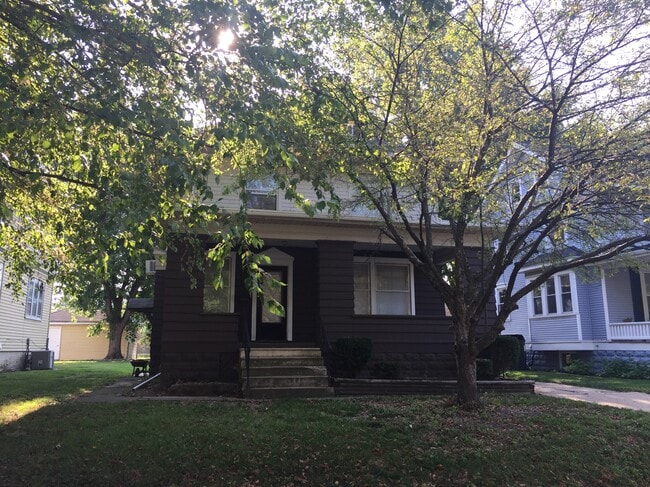 property at 824 N Cooper St