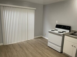 1153 Jefferson St in San Leandro, CA - Building Photo - Building Photo