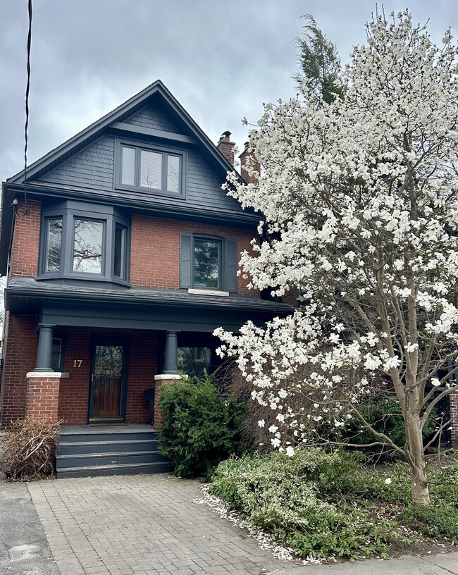 property at 17 Rowland St