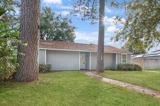 23118 Whispering Willow Dr in Spring, TX - Building Photo - Building Photo