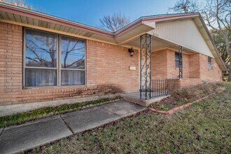 4809 Westcreek Dr in Fort Worth, TX - Building Photo - Building Photo