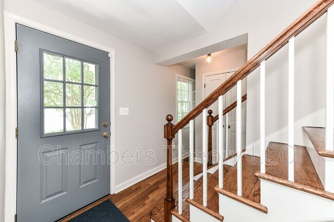 1008 N Liberty St in Arlington, VA - Building Photo - Building Photo