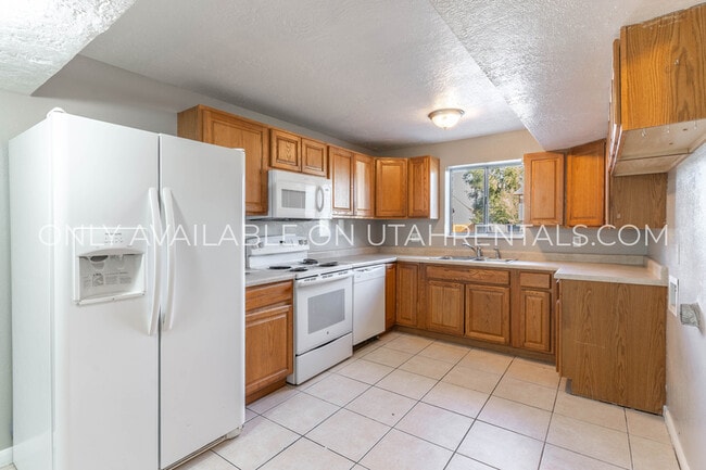 property at 4420 W 4420 S