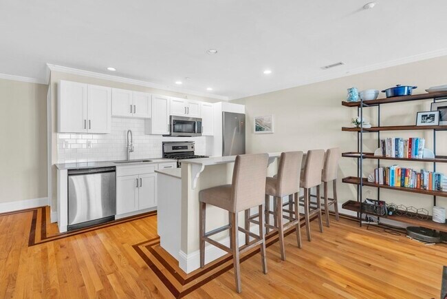 property at 39 Dorchester St
