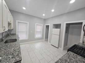 320 Highland Ave in Somerville, MA - Building Photo