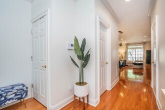 47 Park Pl Cir in West Hartford, CT - Building Photo - Building Photo