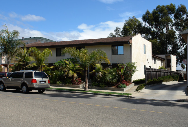 380 Ellwood Beach Dr in Goleta, CA - Building Photo - Building Photo