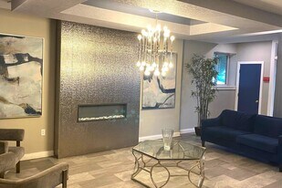 Ridge Carlton Apartments in Philadelphia, PA - Building Photo