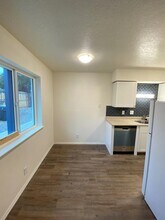 12120 Menaul Blvd NE in Albuquerque, NM - Building Photo - Building Photo