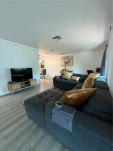 2706 Montego Dr in Miramar, FL - Foto de edificio - Building Photo