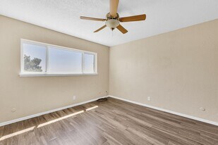 3300 Johnson Ave in El Paso, TX - Building Photo