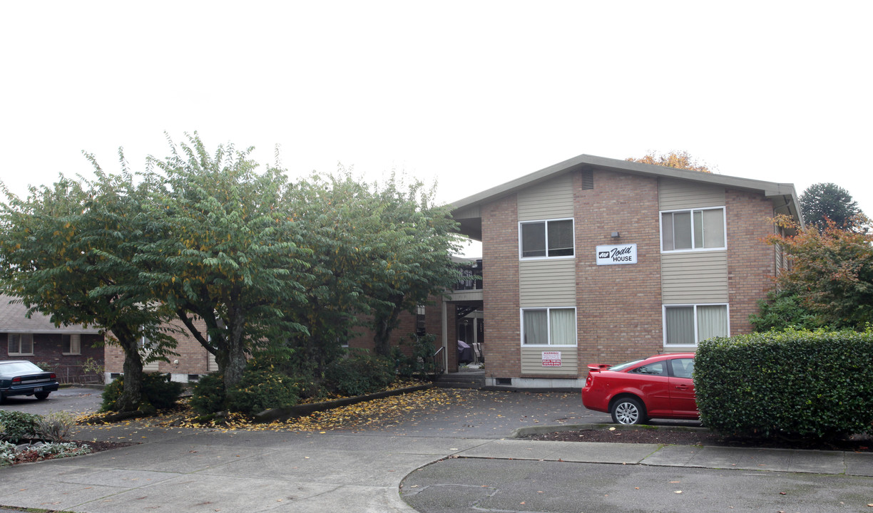 Todd House Apartments in Tacoma, WA - Foto de edificio