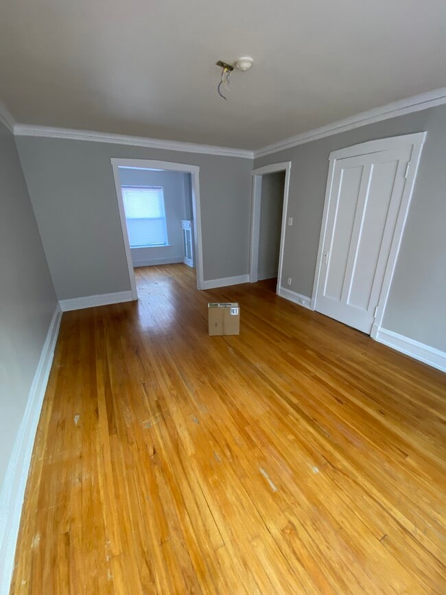 4021 W Melrose St, Unit S3 in Chicago, IL - Building Photo - Building Photo