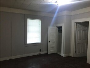 5 Gulf St in Chickasaw, AL - Building Photo - Building Photo