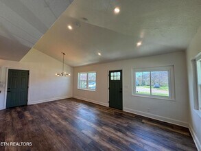 1712 Vada Cir in Knoxville, TN - Building Photo - Building Photo