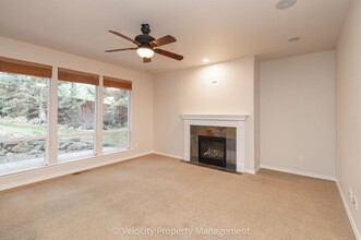 60959 Snowberry Pl in Bend, OR - Building Photo - Building Photo