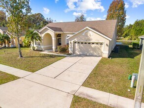 4649 Huron Bay Cir in Kissimmee, FL - Building Photo - Building Photo