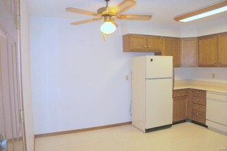 405 University Ave in Belleville, IL - Building Photo - Building Photo