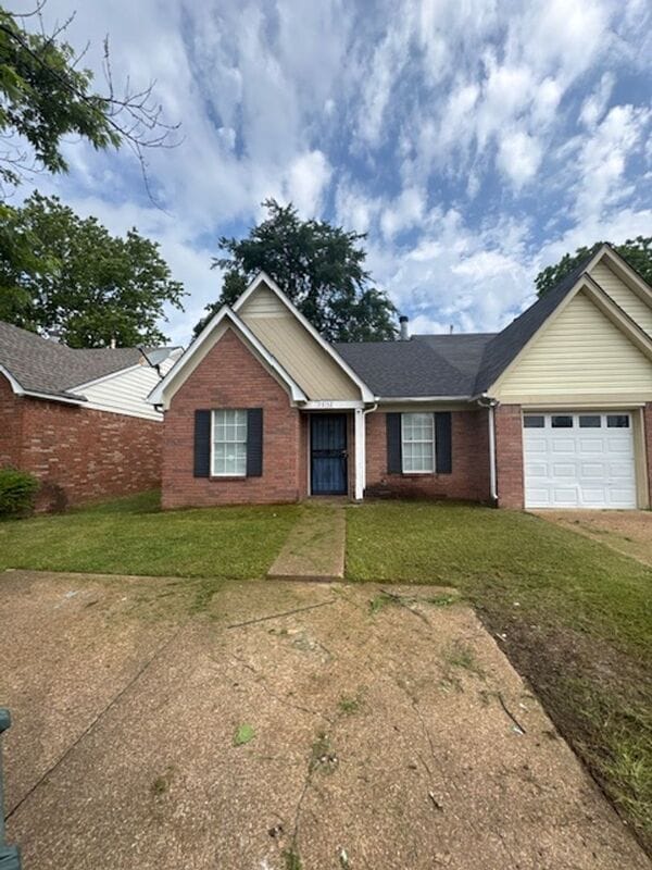 property at 5832 Ashridge Pl