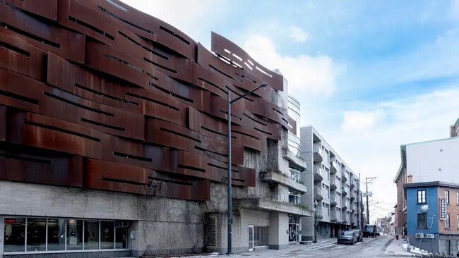 325 Rue Saint-Vallier E