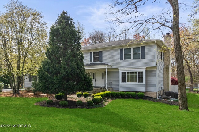 704 Deal Rd in Oakhurst, NJ - Building Photo - Building Photo