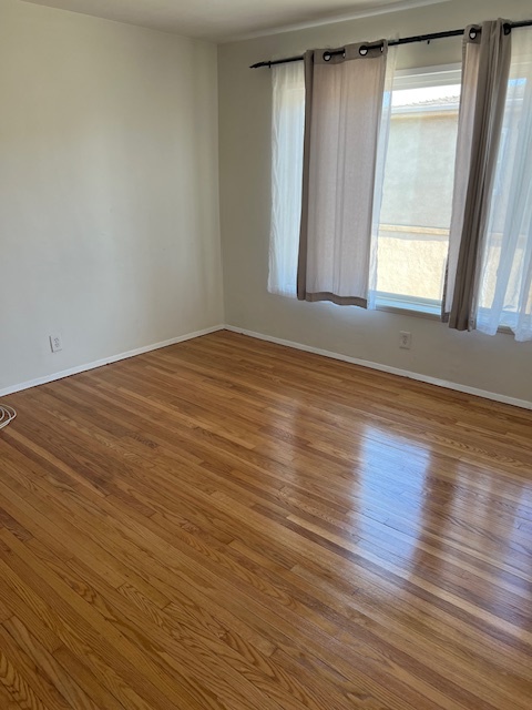 1337 1/2 W Adams Blvd, Unit 1337 in Los Angeles, CA - Building Photo