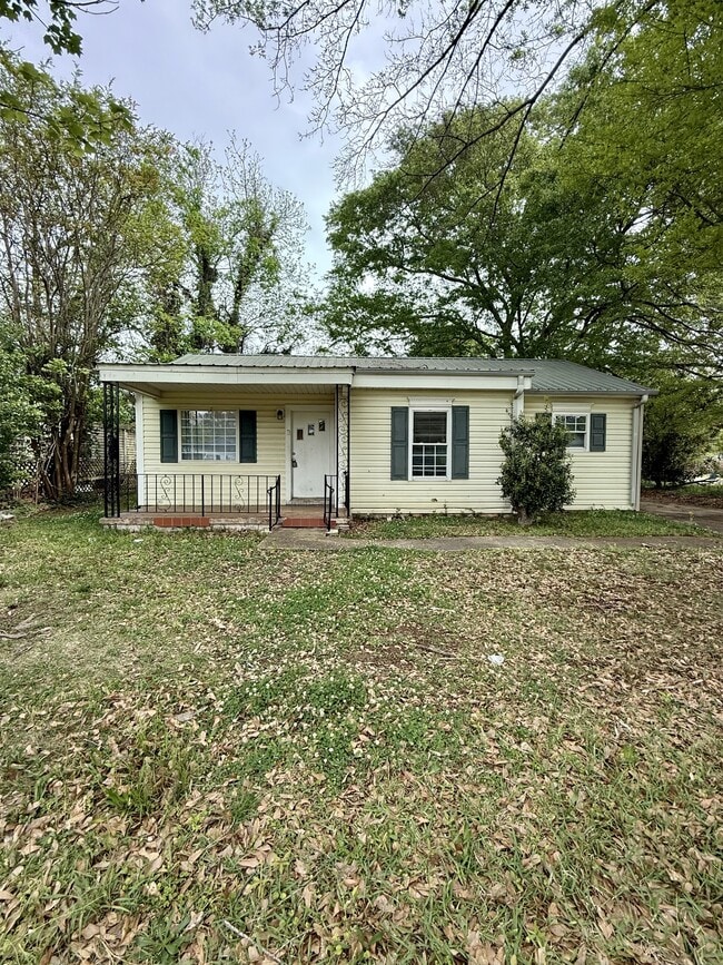 property at 537 Grant St