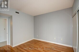 15 Brunel Ct in Toronto, ON - Building Photo - Building Photo