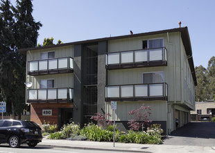 Estudillo Apartments in San Leandro, CA - Foto de edificio - Building Photo