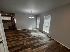 5504 Jarvis St in Lubbock, TX - Building Photo - Building Photo