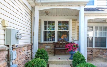 1674 Rockcress Dr in Jamison, PA - Building Photo - Building Photo