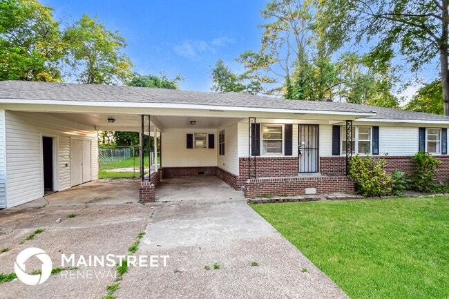 5041 Davis Cove in Memphis, TN - Building Photo - Building Photo