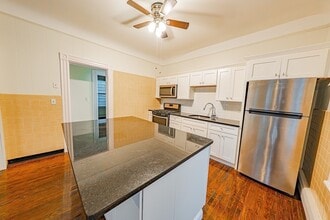 118 White St in Boston, MA - Building Photo - Building Photo