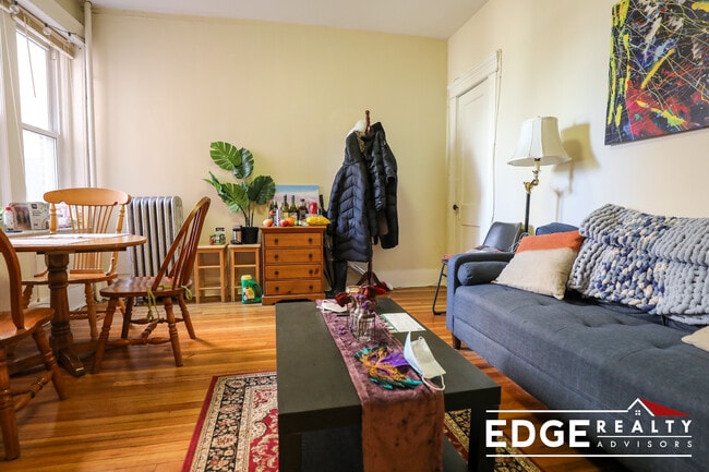 16 Fuller St, Unit 1