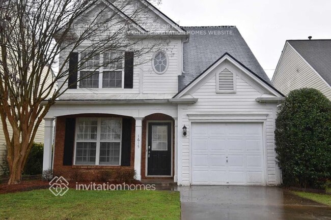 property at 1615 Heyford Cir NW