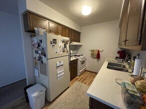 207 Williamsburg Dr in Thiensville, WI - Building Photo - Building Photo