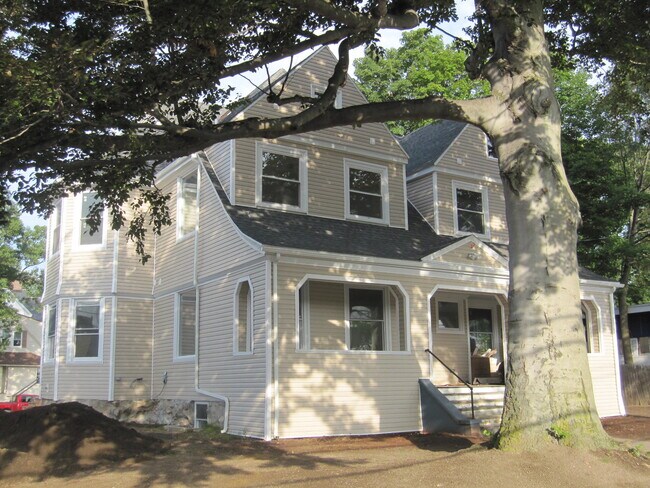 198 Union Ave, Unit 2