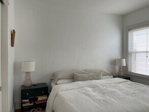 15 Belknap St in Somerville, MA - Building Photo - Building Photo