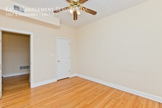 2947 N Broadway in Chicago, IL - Building Photo - Building Photo