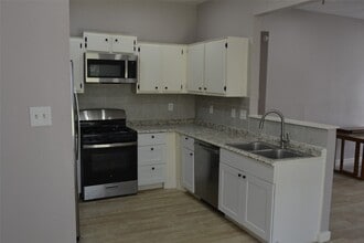 9130 Autumn Harvest Dr in Houston, TX - Building Photo - Building Photo