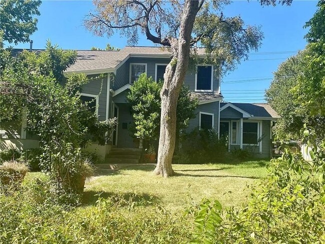 1811 W 39th St in Austin, TX - Building Photo - Building Photo
