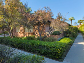 333 S Alvernon Way, Unit 49 in Tucson, AZ - Building Photo - Building Photo