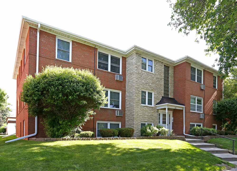 Village Apts (1929) in St. Paul, MN - Building Photo