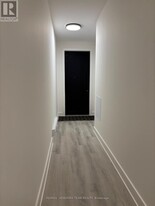 62 Everett Cmn in St Catharines, ON - Building Photo