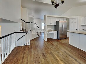 1008 E 11780 S in Sandy, UT - Building Photo - Building Photo