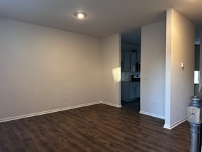 3696 Waterford Oak Ct in High Point, NC - Foto de edificio - Building Photo