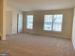 23039 Sir Barton Ct in Ruther Glen, VA - Building Photo - Building Photo