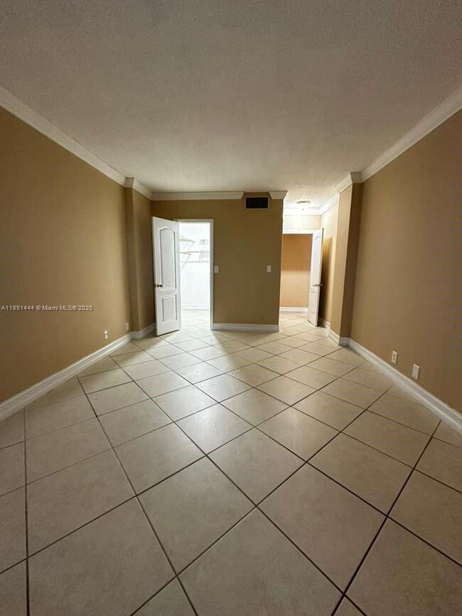 property at 1455 N Treasure Dr